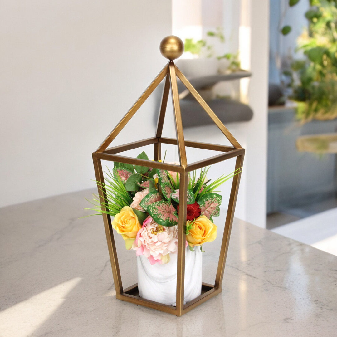 6067GD - Novara Pyramid Top Lantern - Gold