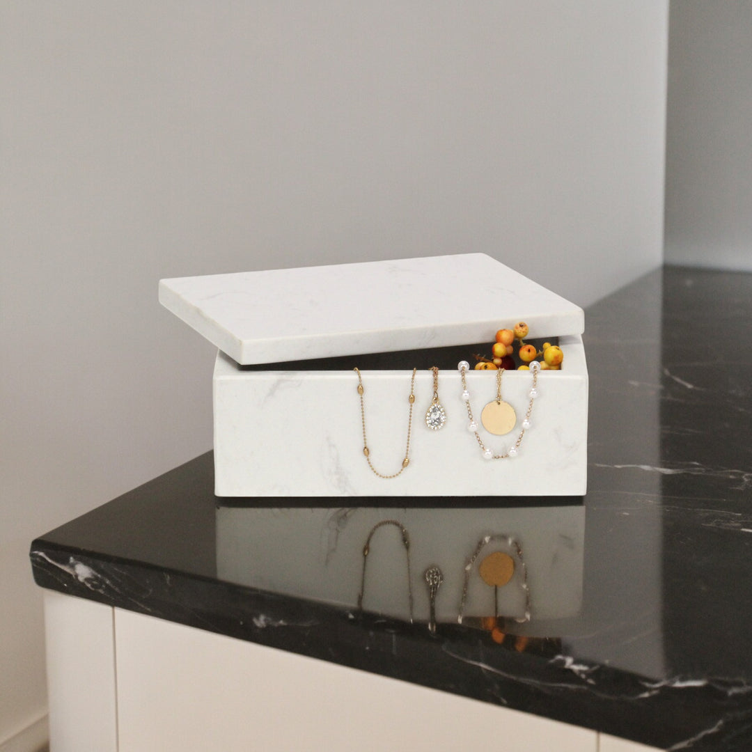 6090 - Sarraseau Marble Box