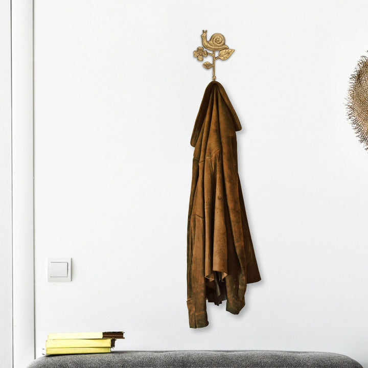 6114GD - Mythra Snail Cast Iron Hook