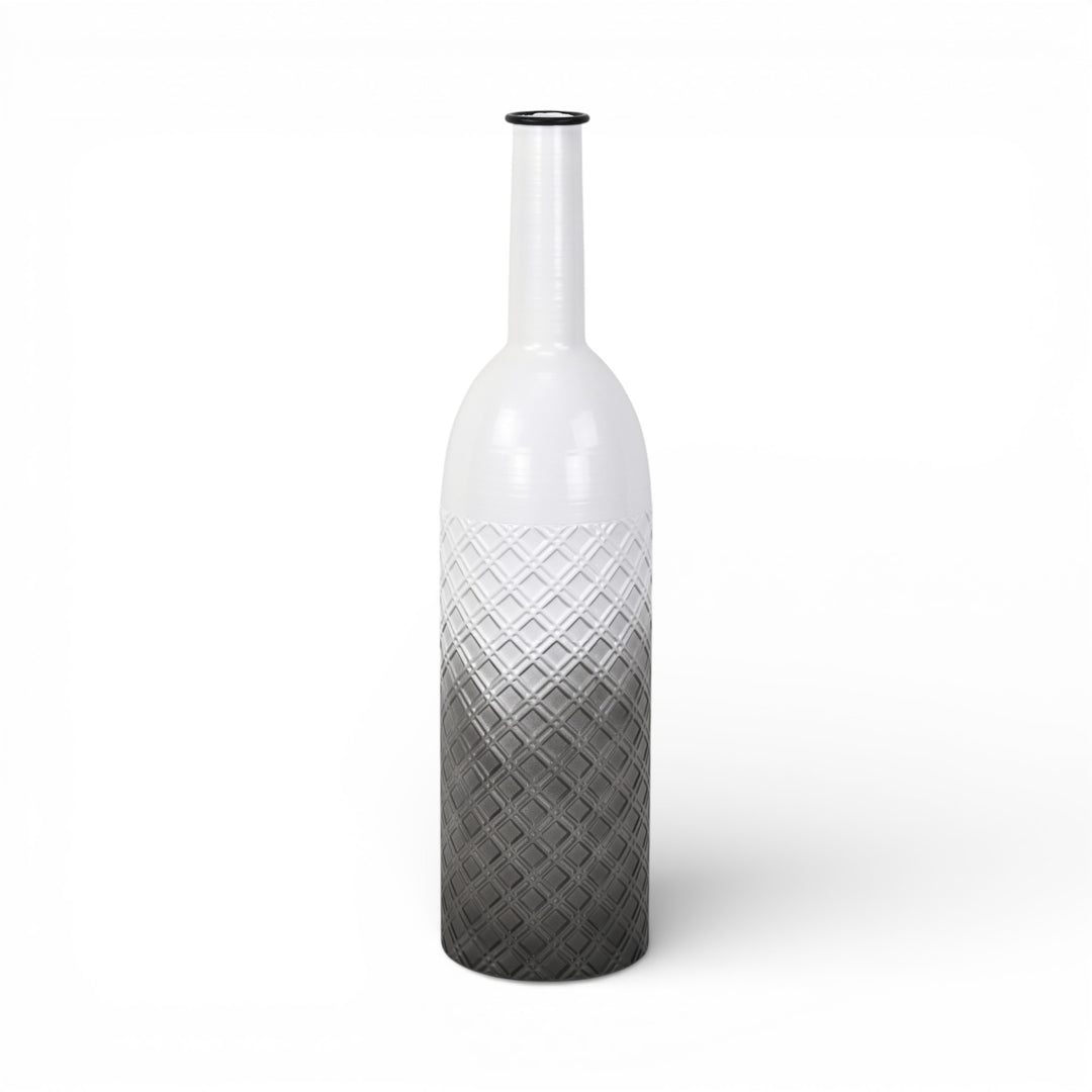 6240 - Harkona Diamond Pattern Gray Vase